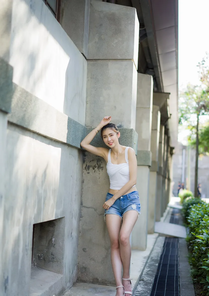 [Mzsock] NO.186 Jin Yunqiao’s midriff-revealing denim shorts cool and beautiful legs street photography#[47P]-36