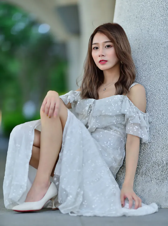 [Mzsock] NO.200 vivi Cao Yuanyuan suspender high-slit long skirt with high heels and beautiful legs street photography#[105P]-8